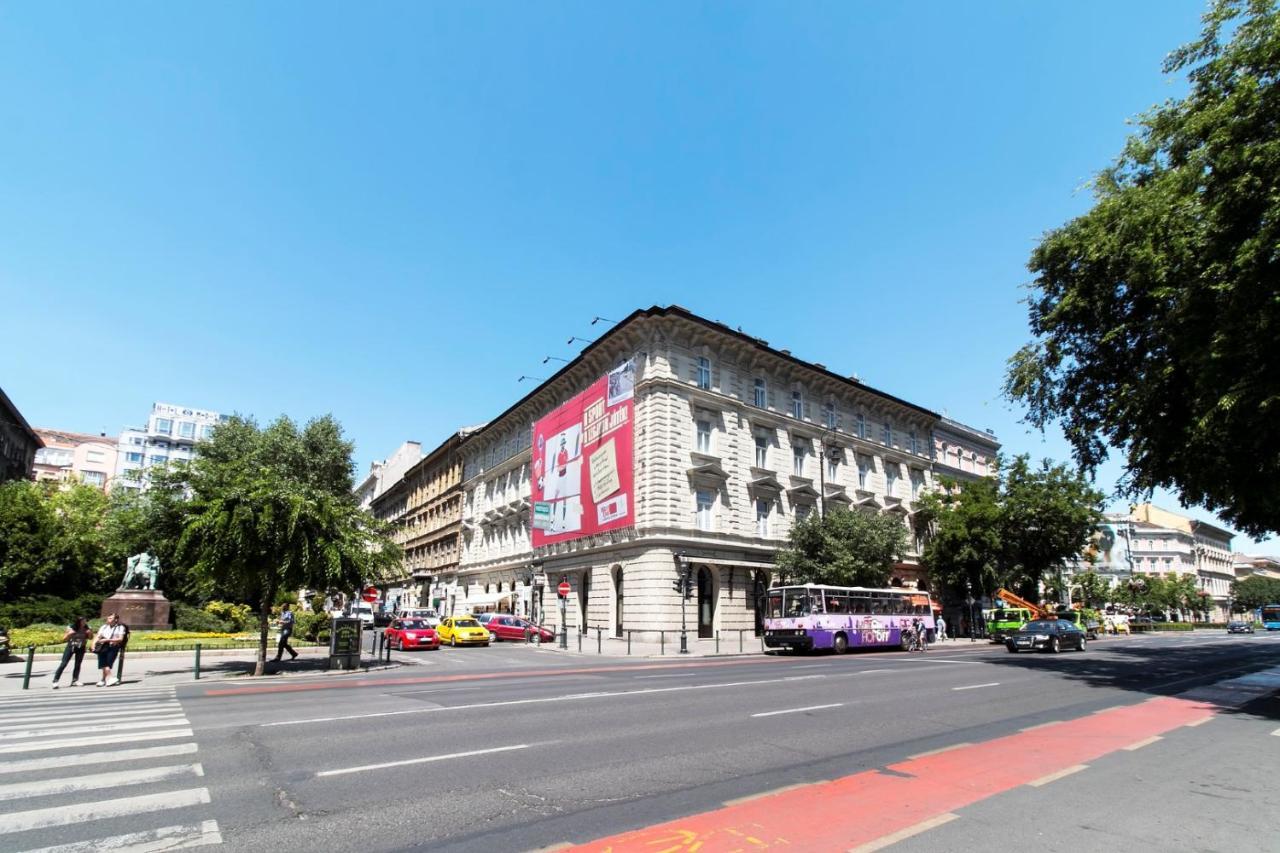 Sweet Dreams At Opera House Downtown Apartment Budapest Exterior photo